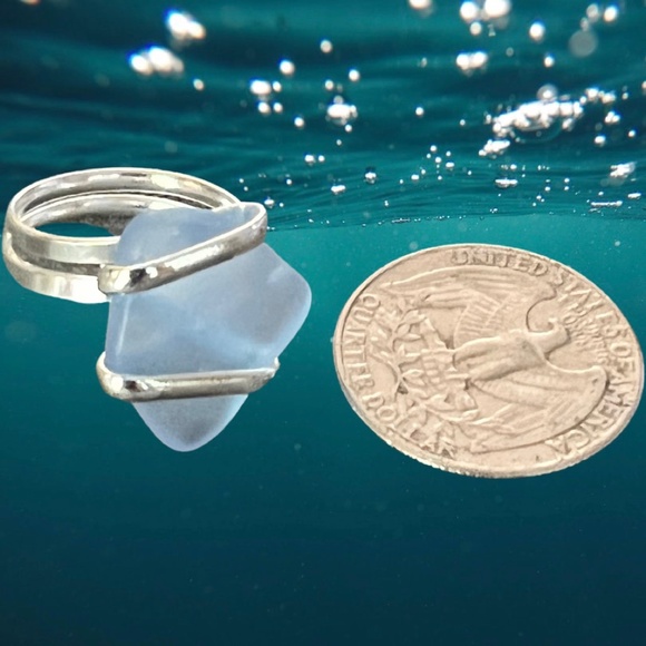 Red and Carolina Blue Pompano Beach Glass Freeform  Adjustable Ring - Picture 5 of 5